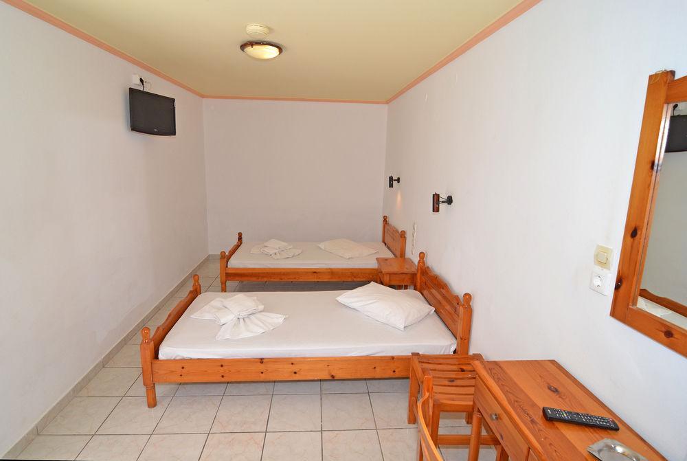 Athina Apartments Zakynthos Town Exterior foto